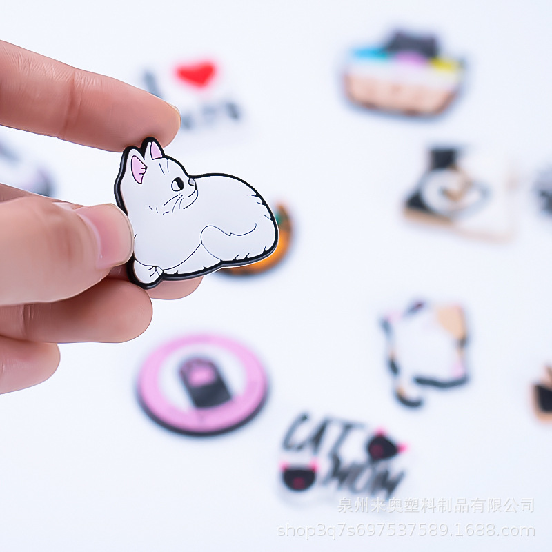 Cute Animals Cat Shoe Charms f - Women'S Accessories For Crocs บทวิจารณ์และราคา