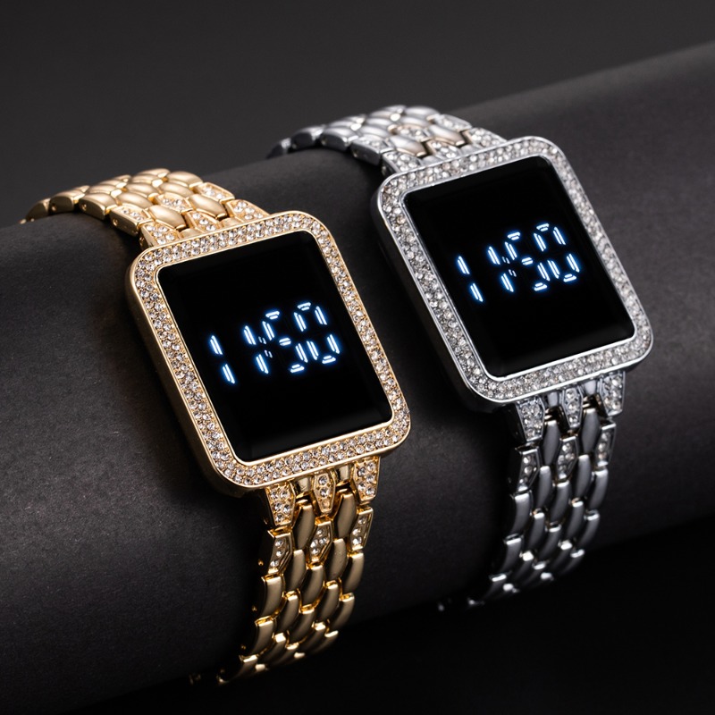 Luxury Diamond Digital Watches - Women Accessories Display บทวิจารณ์และราคา
