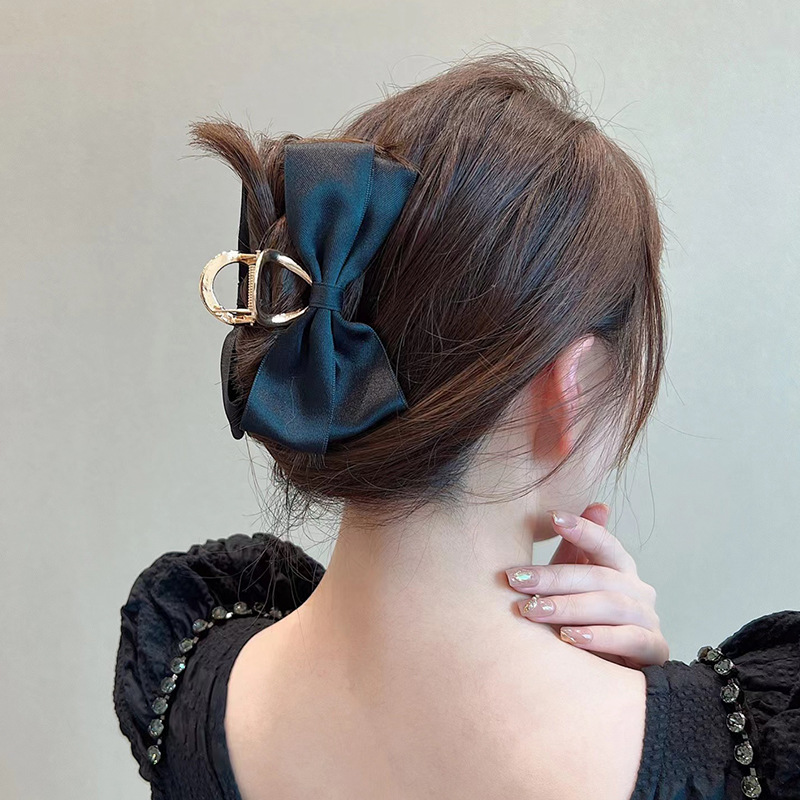 Black Satin Bow Clip WOMEN'S S - Hair Claw Clip Set บทวิจารณ์และราคา