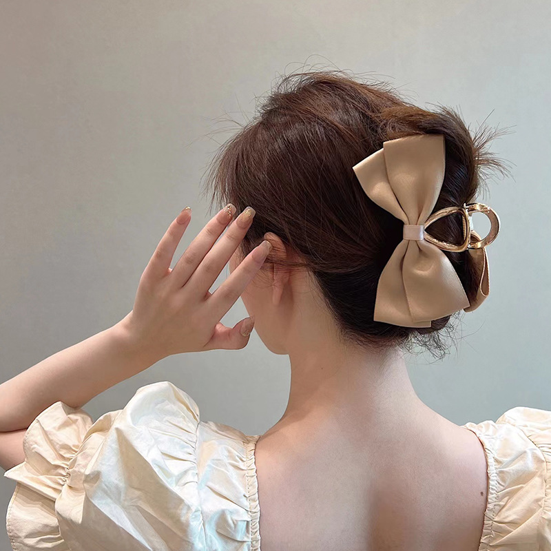 Black Satin Bow Clip WOMEN'S S - Hair Claw Clip Set บทวิจารณ์และราคา