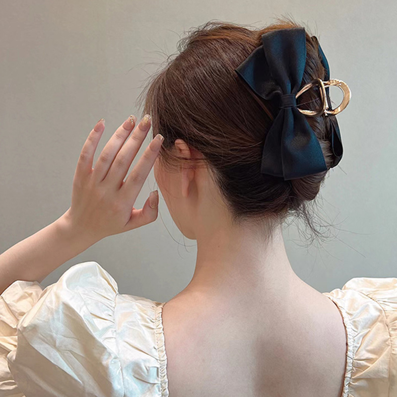 Black Satin Bow Clip WOMEN'S S - Hair Claw Clip Set บทวิจารณ์และราคา