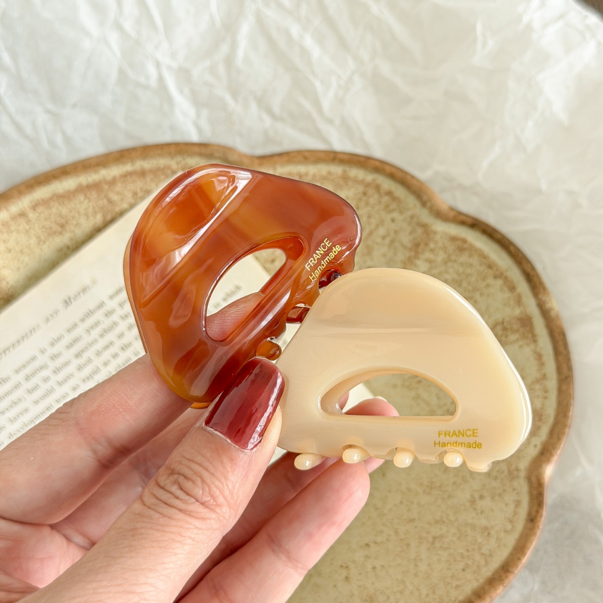 5CM Hollow Triangle Acetate Sm - Hair Claw Clip Set บทวิจารณ์และราคา