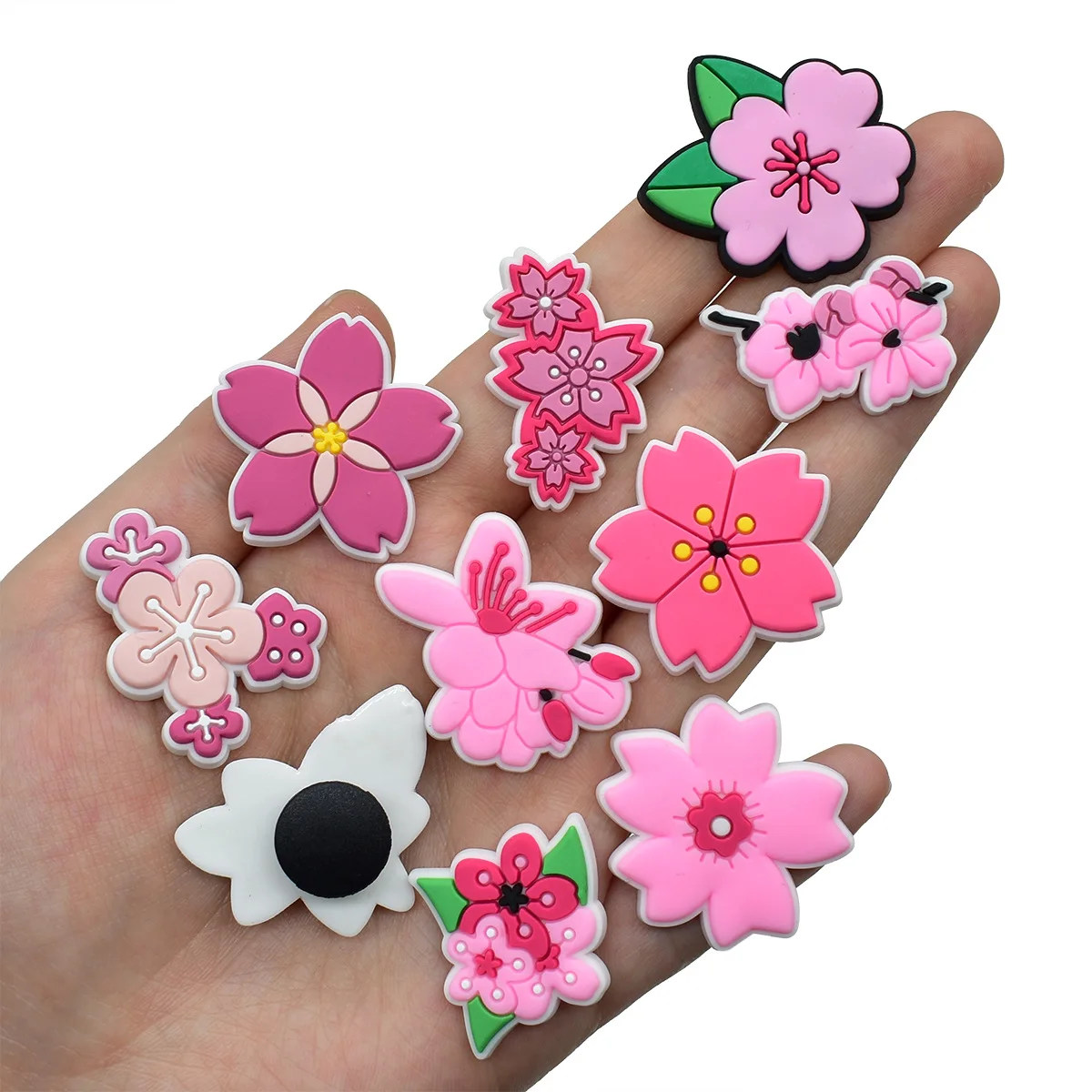 Cute Pink Flower Shoe Charms f - Women'S Accessories For Crocs บทวิจารณ์และราคา