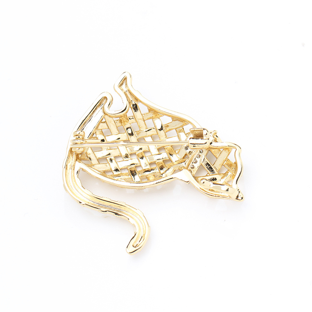 Design Sense Compilation Gold  - Brooch Pin Gold บทวิจารณ์และราคา
