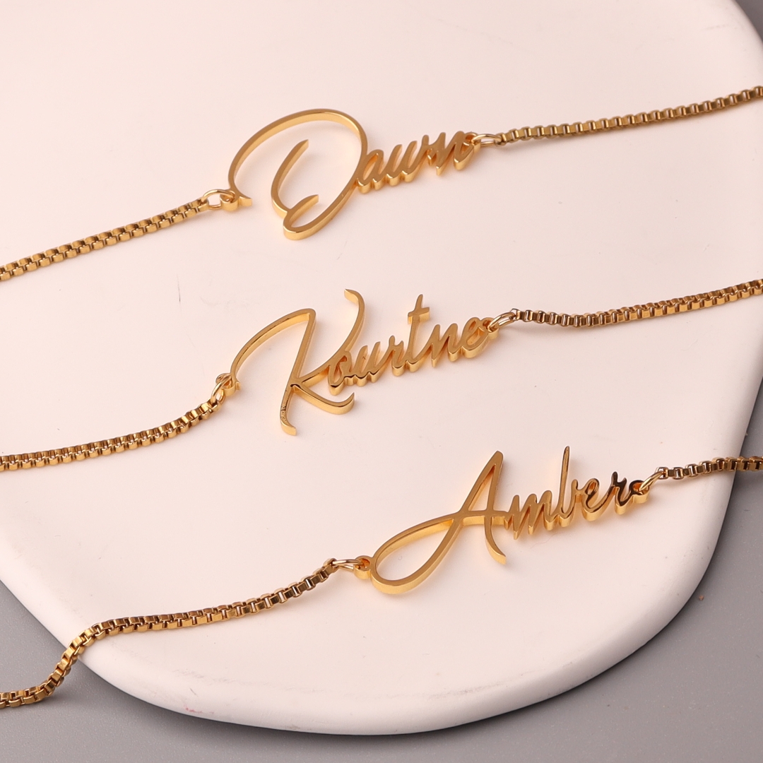 Personalised Gold Name Necklac - Women Accessories Gift Box บทวิจารณ์และราคา