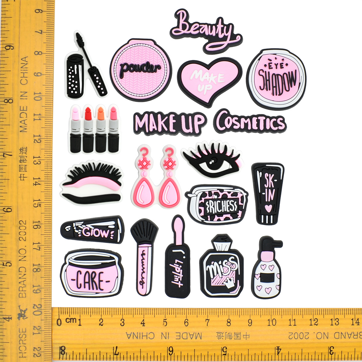 Pink Beauty Makeup Shoe Charms - Women'S Accessories For Crocs บทวิจารณ์และราคา