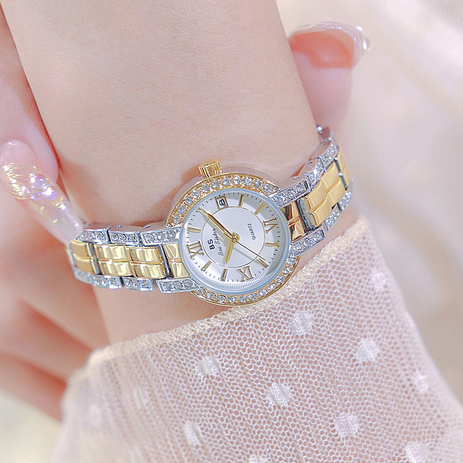 Luxury Brand Roman Dial Women' - Women Accessories Display บทวิจารณ์และราคา